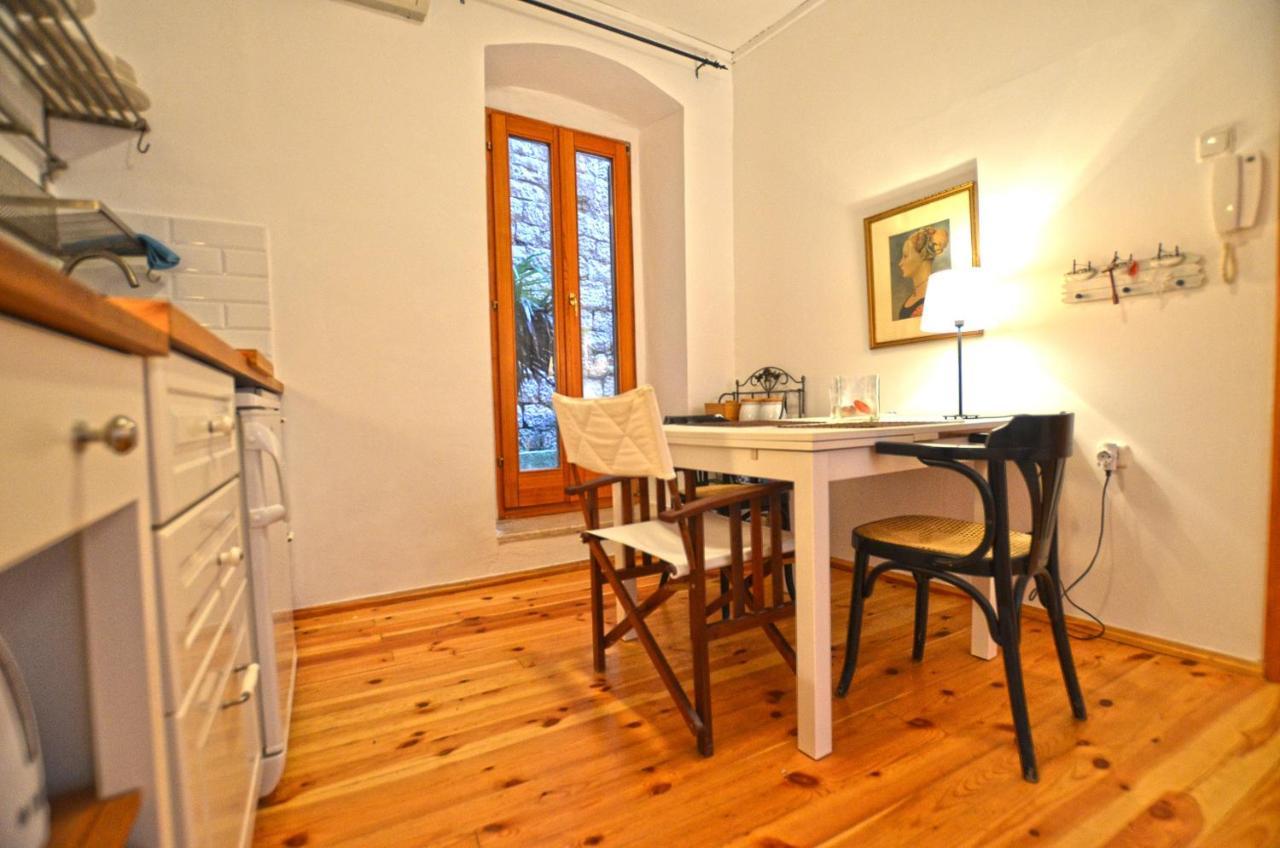 Leko Old Town Apartment Ровінь Екстер'єр фото