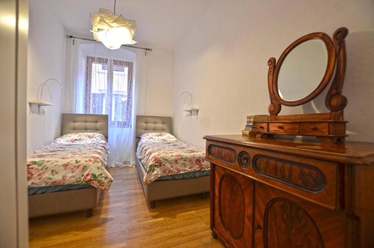 Leko Old Town Apartment Ровінь Екстер'єр фото