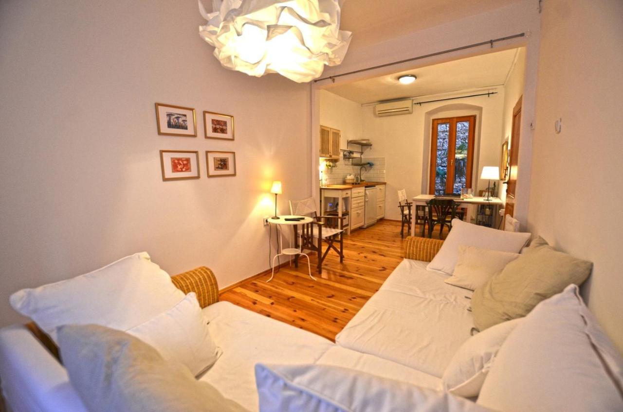 Leko Old Town Apartment Ровінь Екстер'єр фото